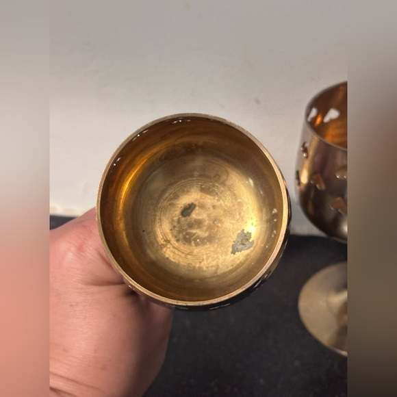 Vintage Brass Chalice Candle Holder Lot Of 2 Hearts All Around Brass Decor - Picture 3 of 5